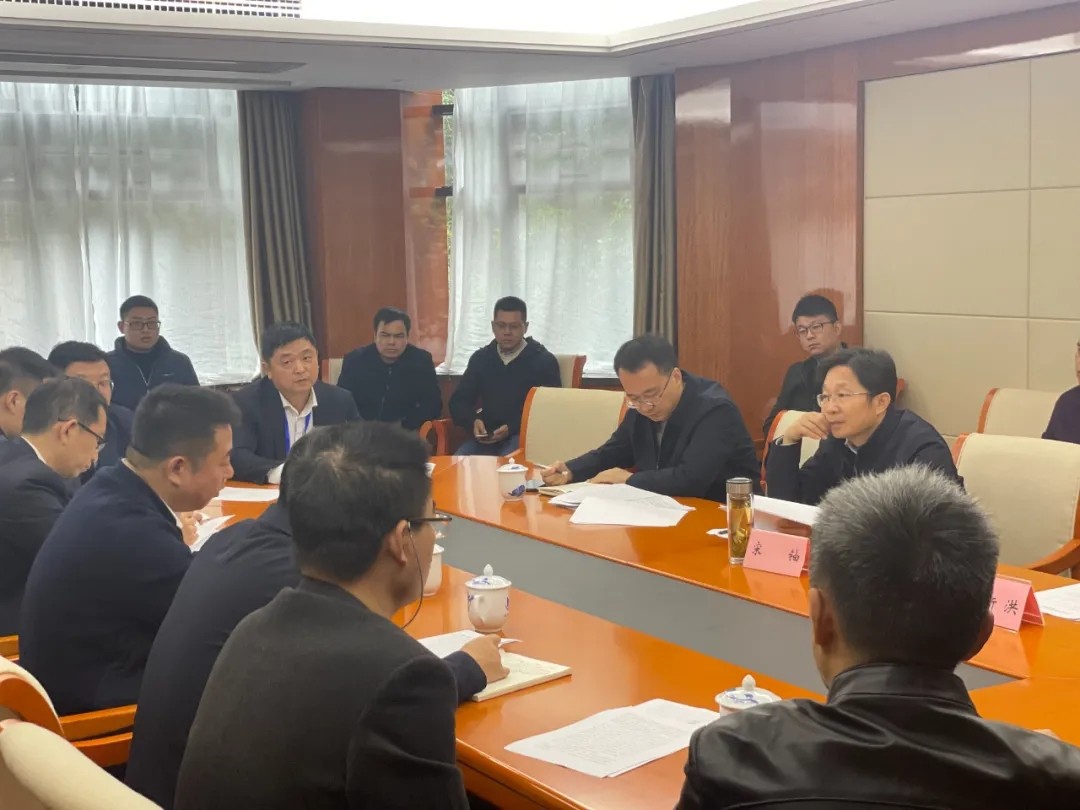 副市长宋铀现场召开沿江中北大道提升改造工程乐鱼（中国）调度会