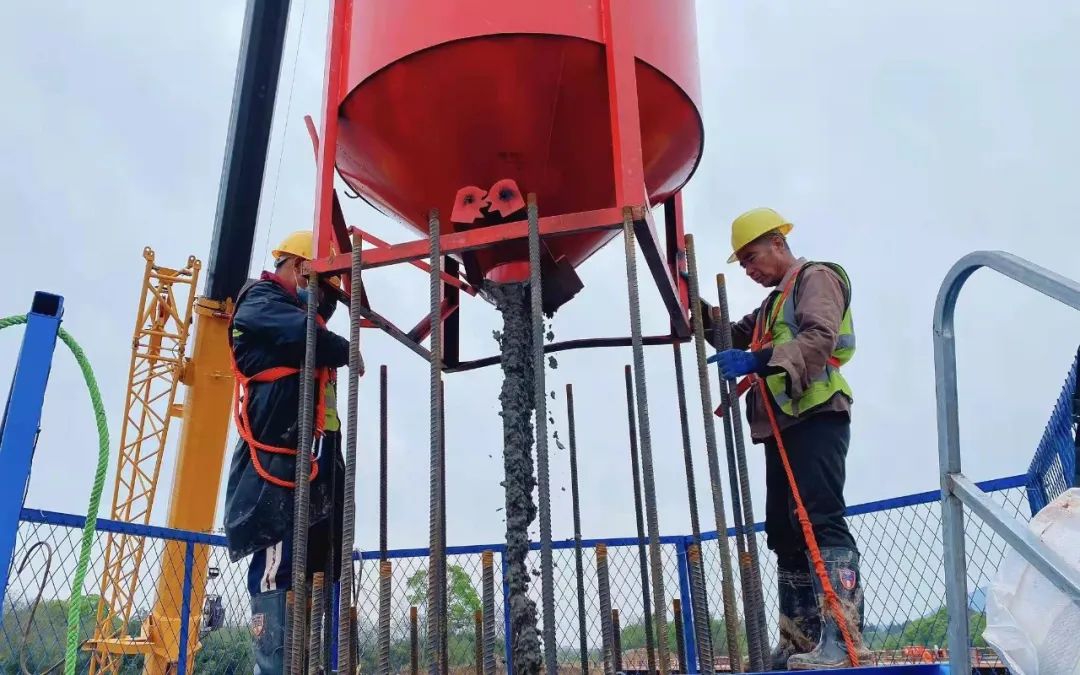 副市长江新洪主持召开西二环高速项目乐鱼（中国）指挥部办公室第二次调度会